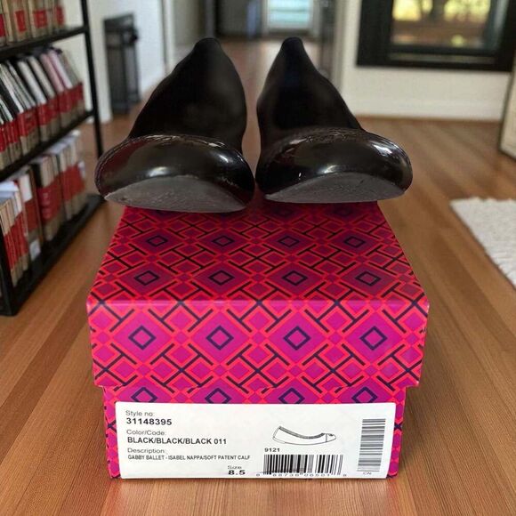 Tory Burch Black Cap Toe Patent Leather Ballet Flat Size 8.5 - Picture 2 of 5